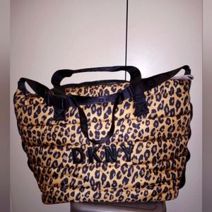 ❌ SOLD DKNY Nora Puffy Travel/Weekender Bag